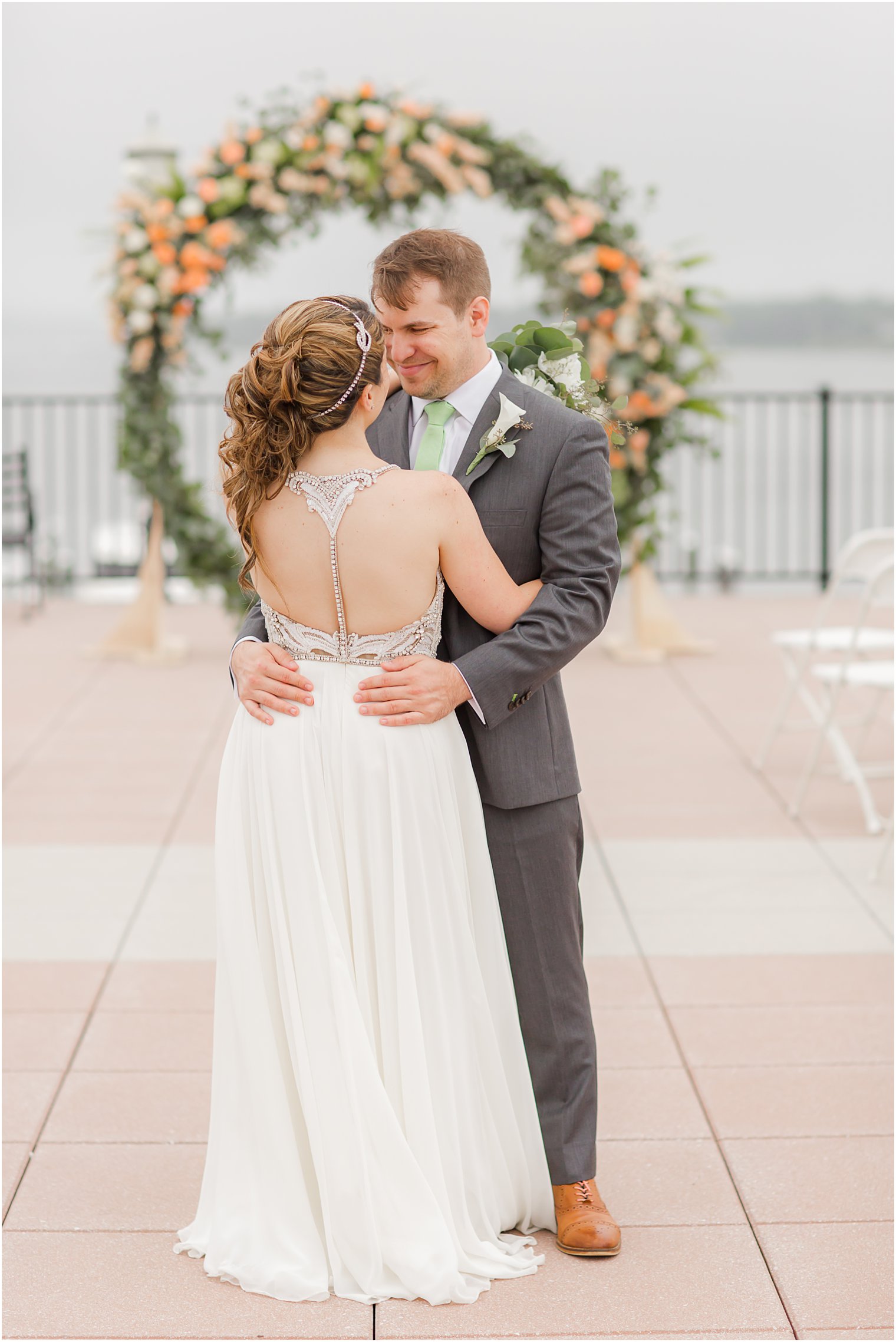 Molly Pitcher Inn wedding ceremony wreath by Craig Kiely and Darryn Murphy Designs