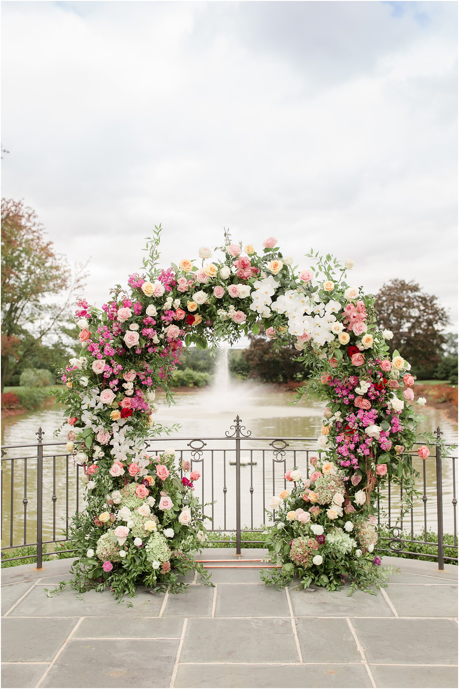 Wedding ceremony florals at Park Chateau Estate | Florals by Pink Dahlia Vintage