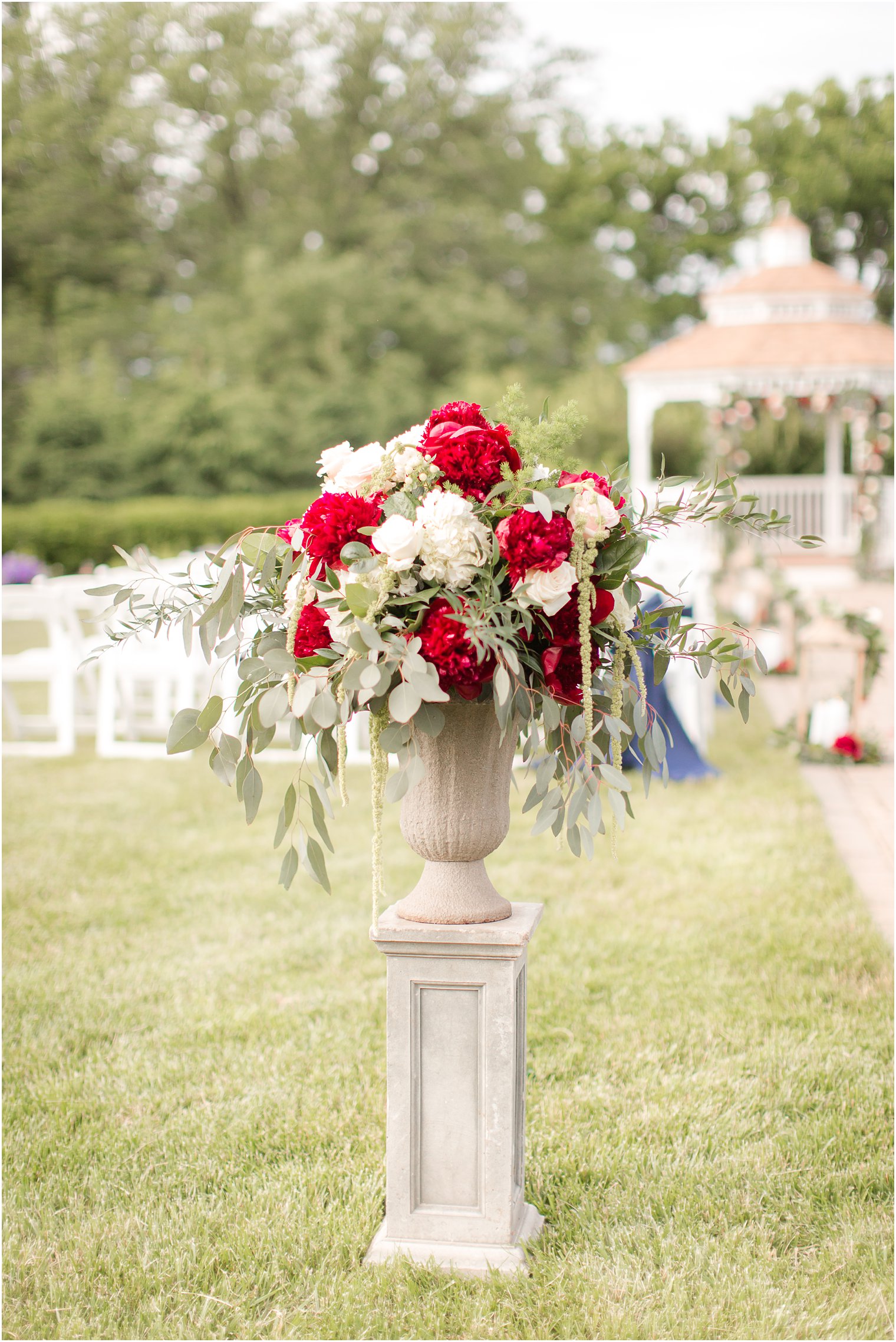 Florals by Beethoven's Veranda and EVJ Wedding Co.