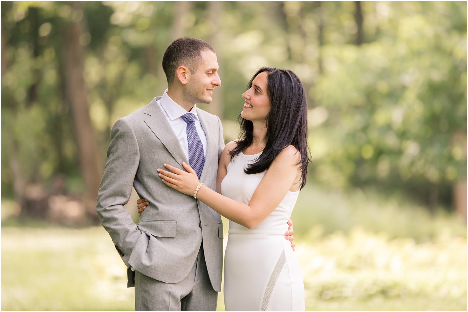 Bride and groom wedding photos in New Hope PA micro wedding