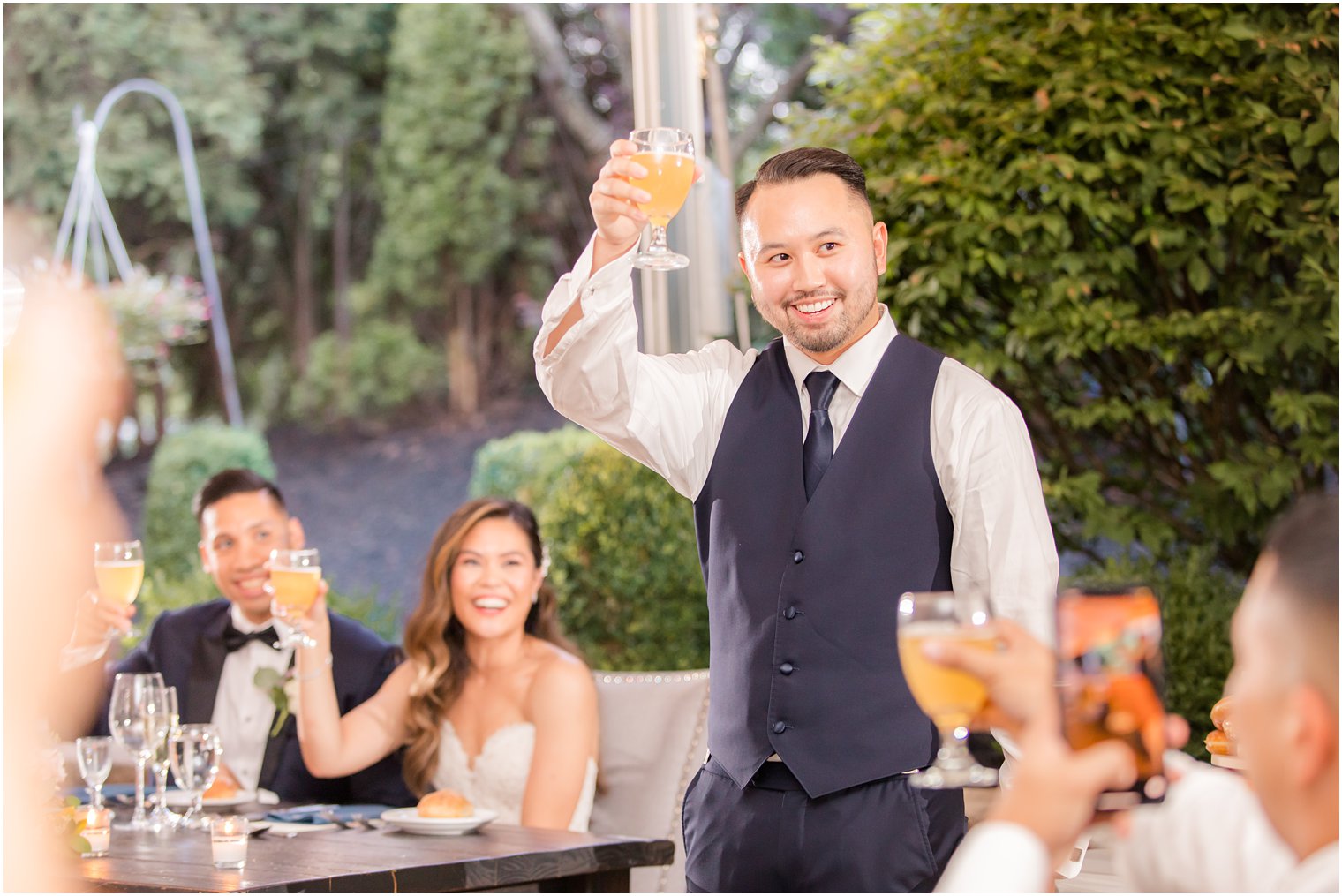 Outdoor tented reception at Stone House at Stirling Ridge