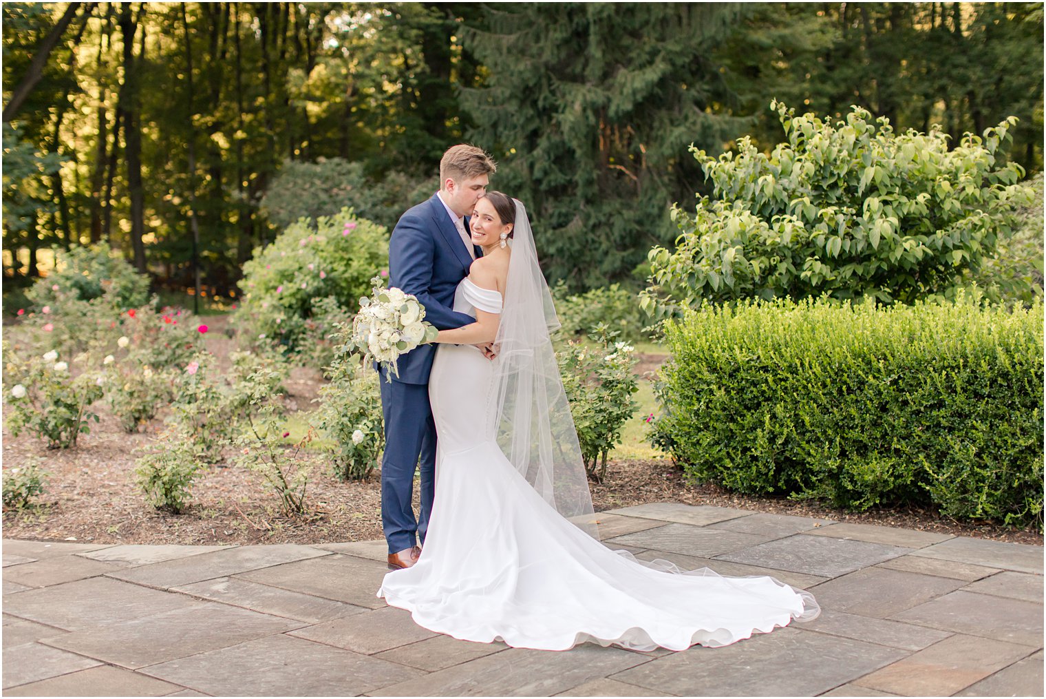 bride and groom photos at the Gardens of Wyckoff 