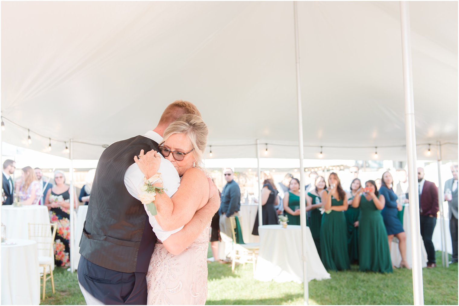 groom dances with mom during backyard wedding reception in Tom's River NJ