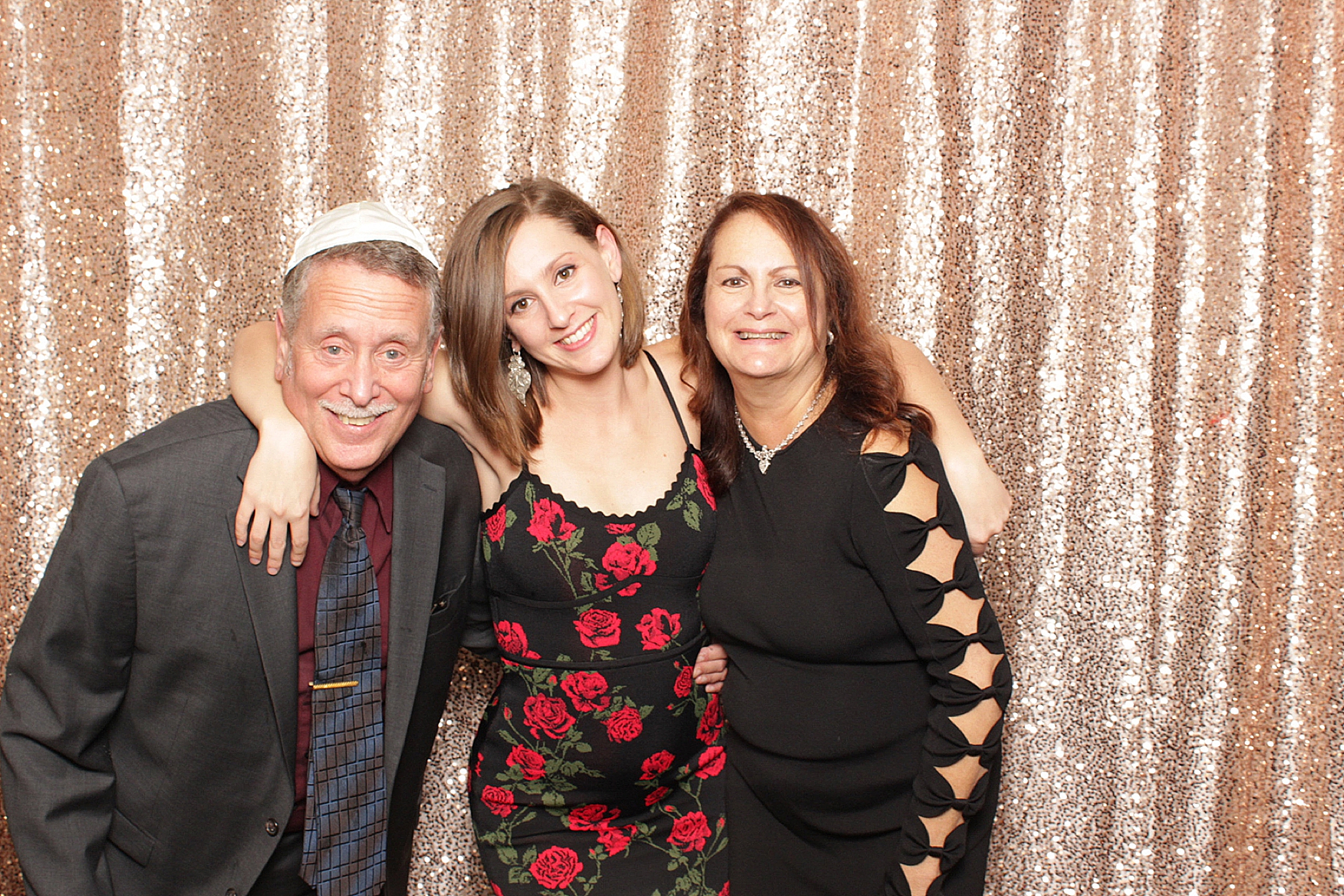 Clarks Landing Yacht Club wedding photo booth by Idalia Photography