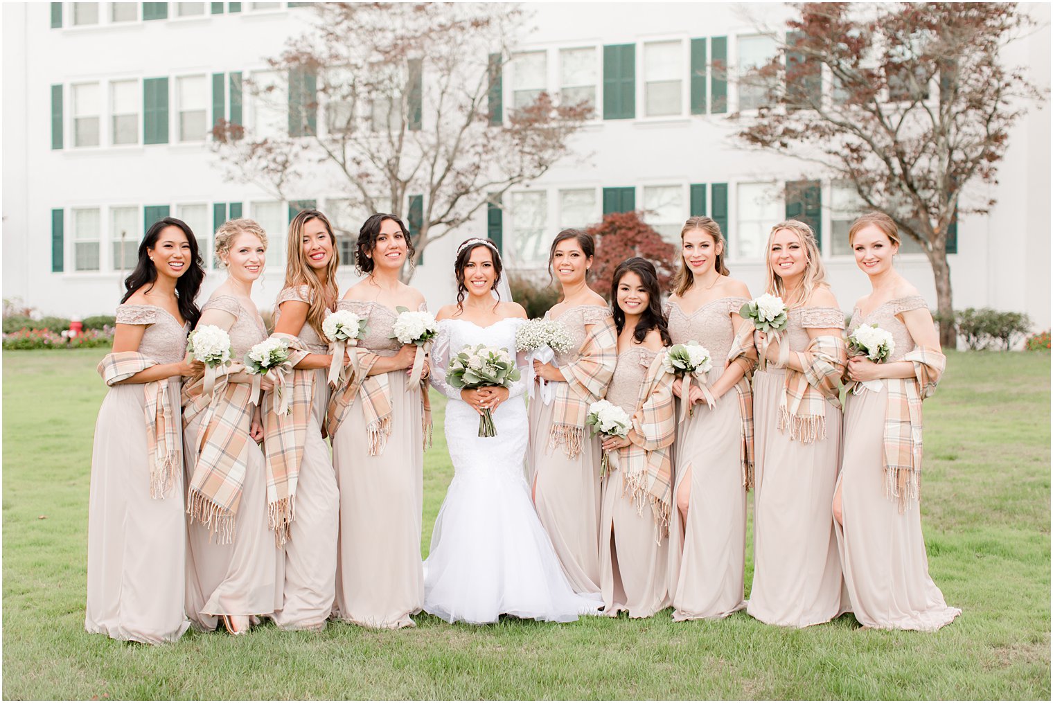 bride poses with bridesmaids in Galloway NJ