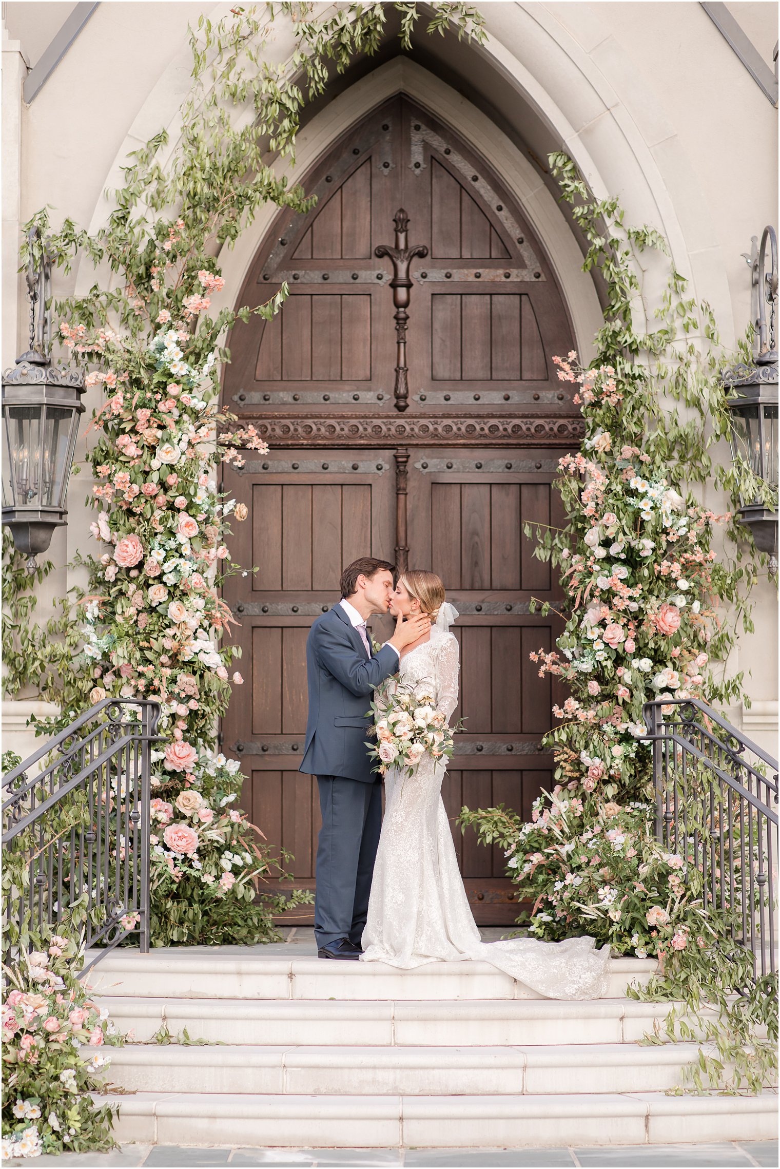 Florals for entrance to chapel at Park Chateau Estate by Rosaspina Florist