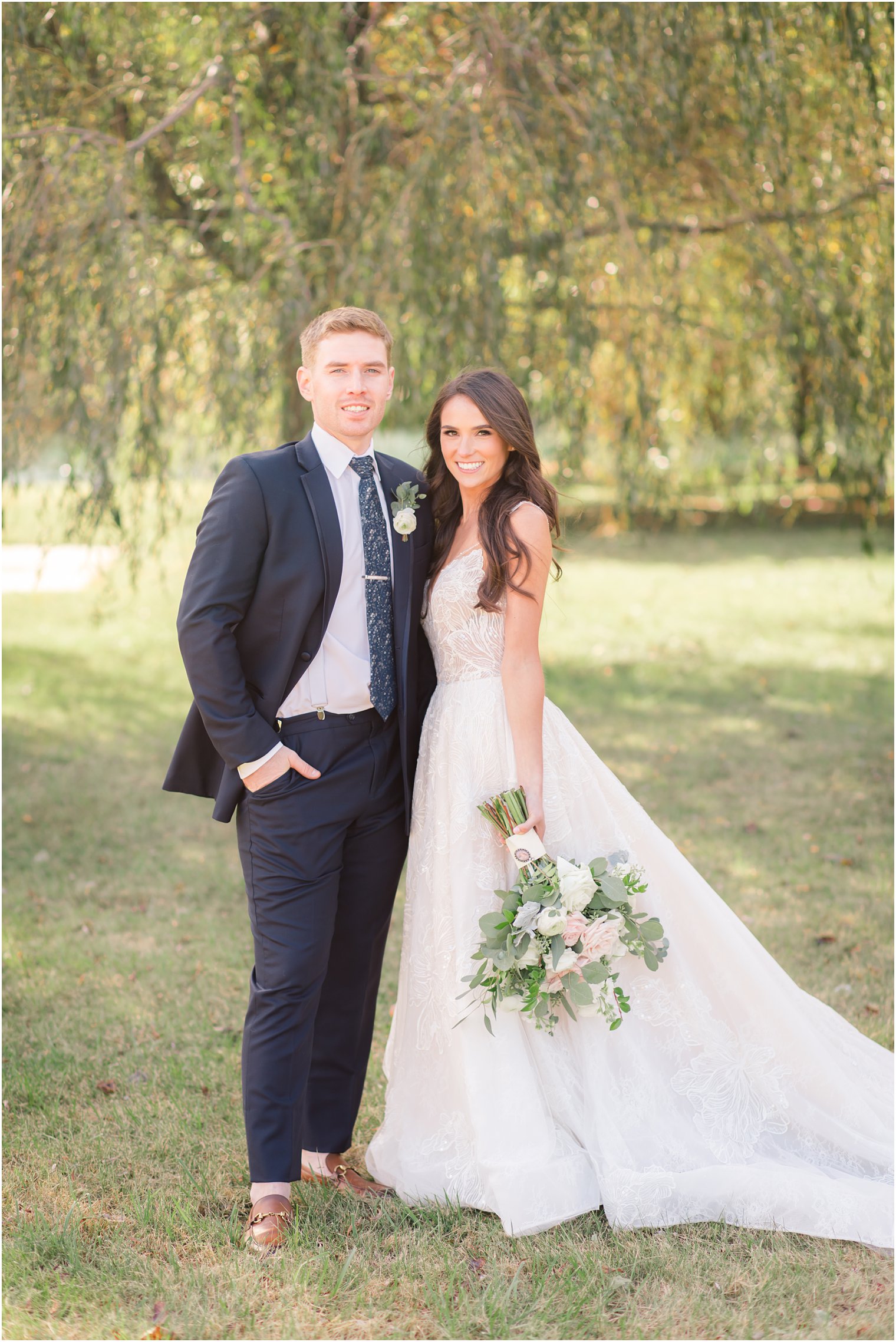 Classic portrait of couple at Windows on the Water at Frogbridge