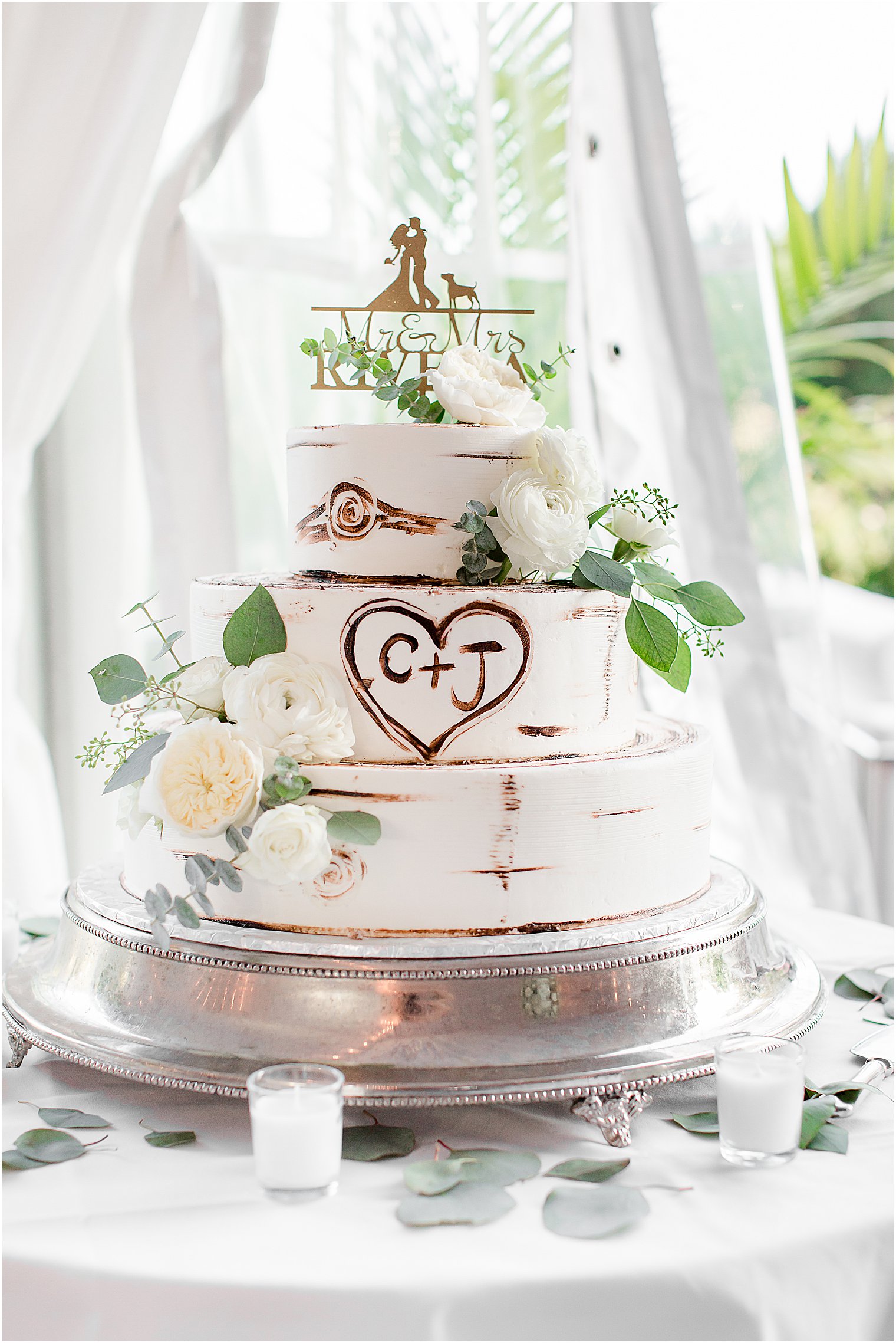 rustic wedding cake designed by Chocolate Carousel