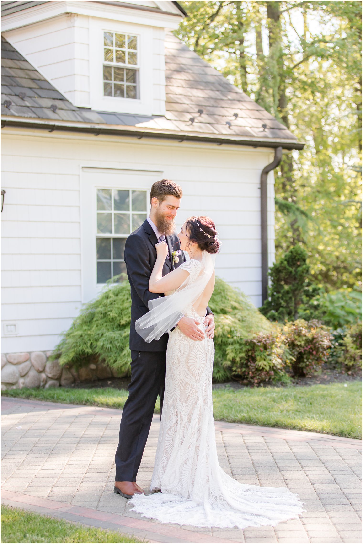 spring The English Manor wedding portraits of bride and groom