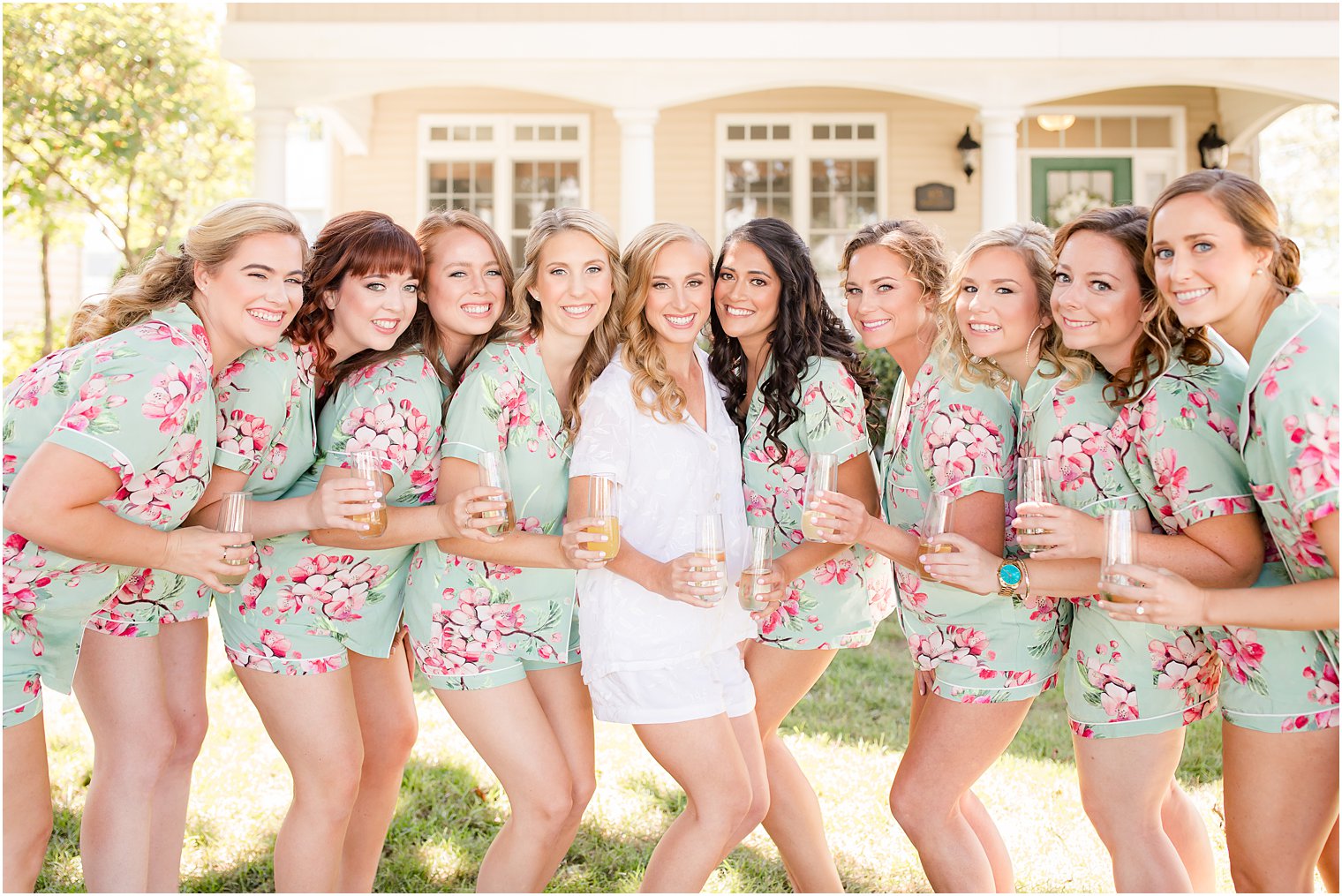 getting ready ideas for bridal party on wedding day