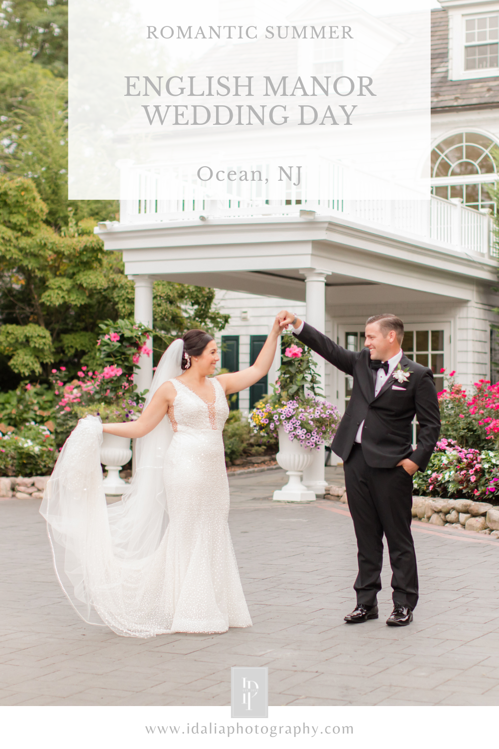 summer English Manor wedding day photographed by Idalia Photography