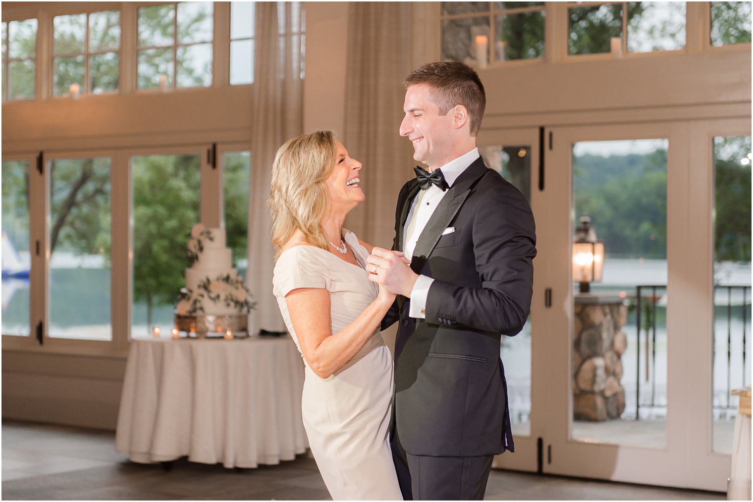 groom dances with mom at Franklin Lakes NJ wedding reception