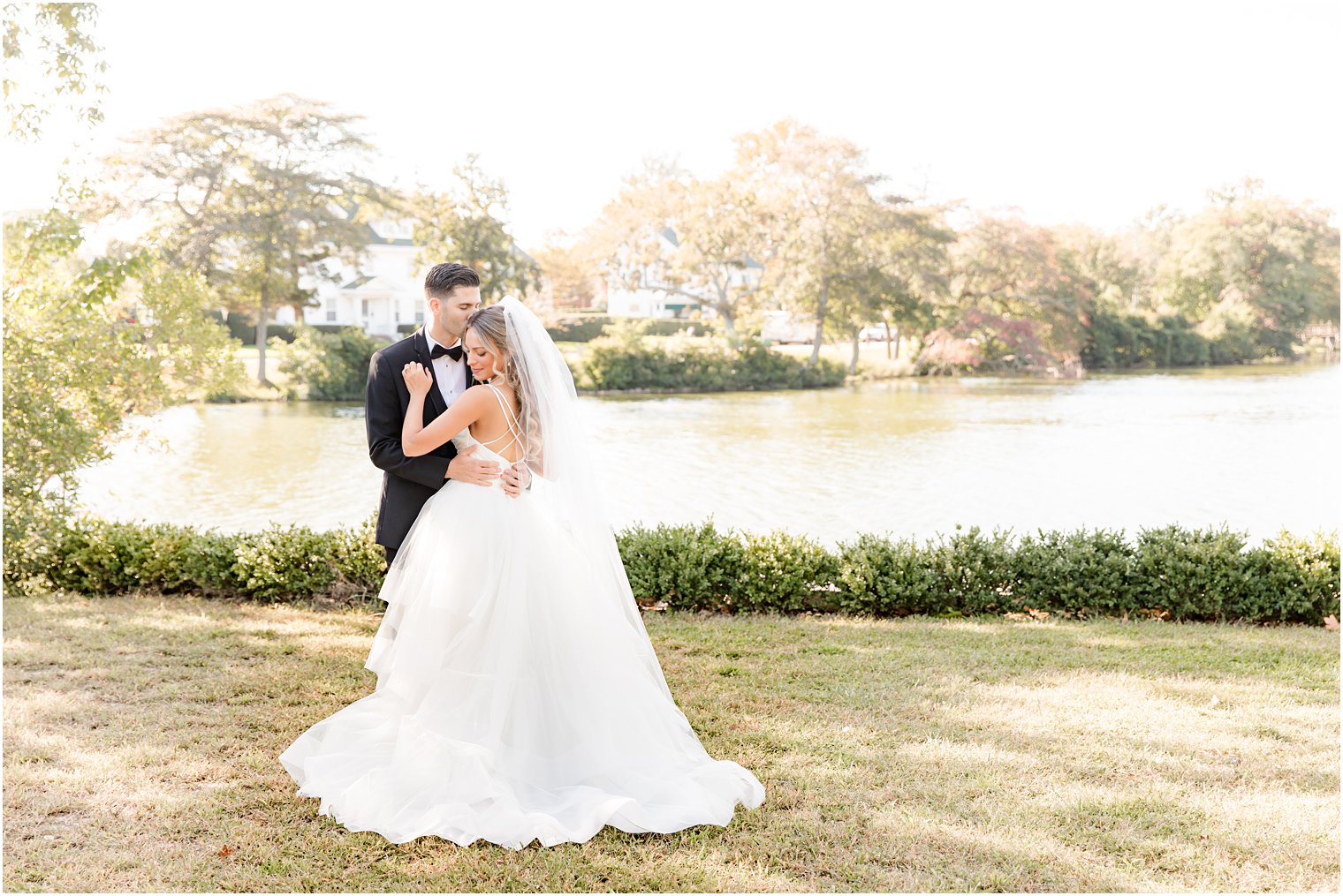 bride and groom hug in New Jersey park