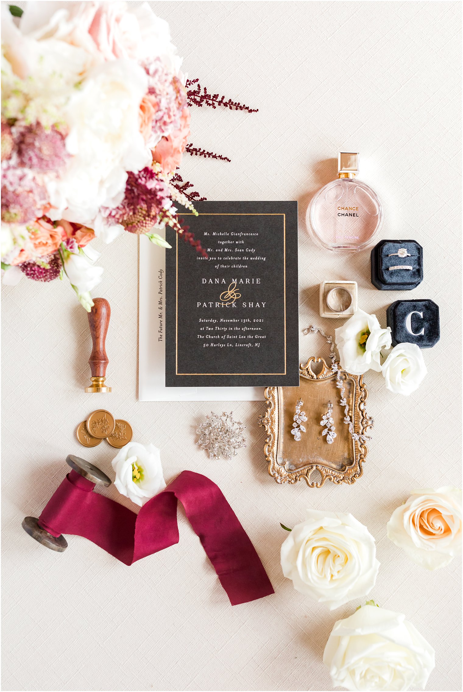 black and gold invitations suite for timeless wedding at the Molly Pitcher Inn