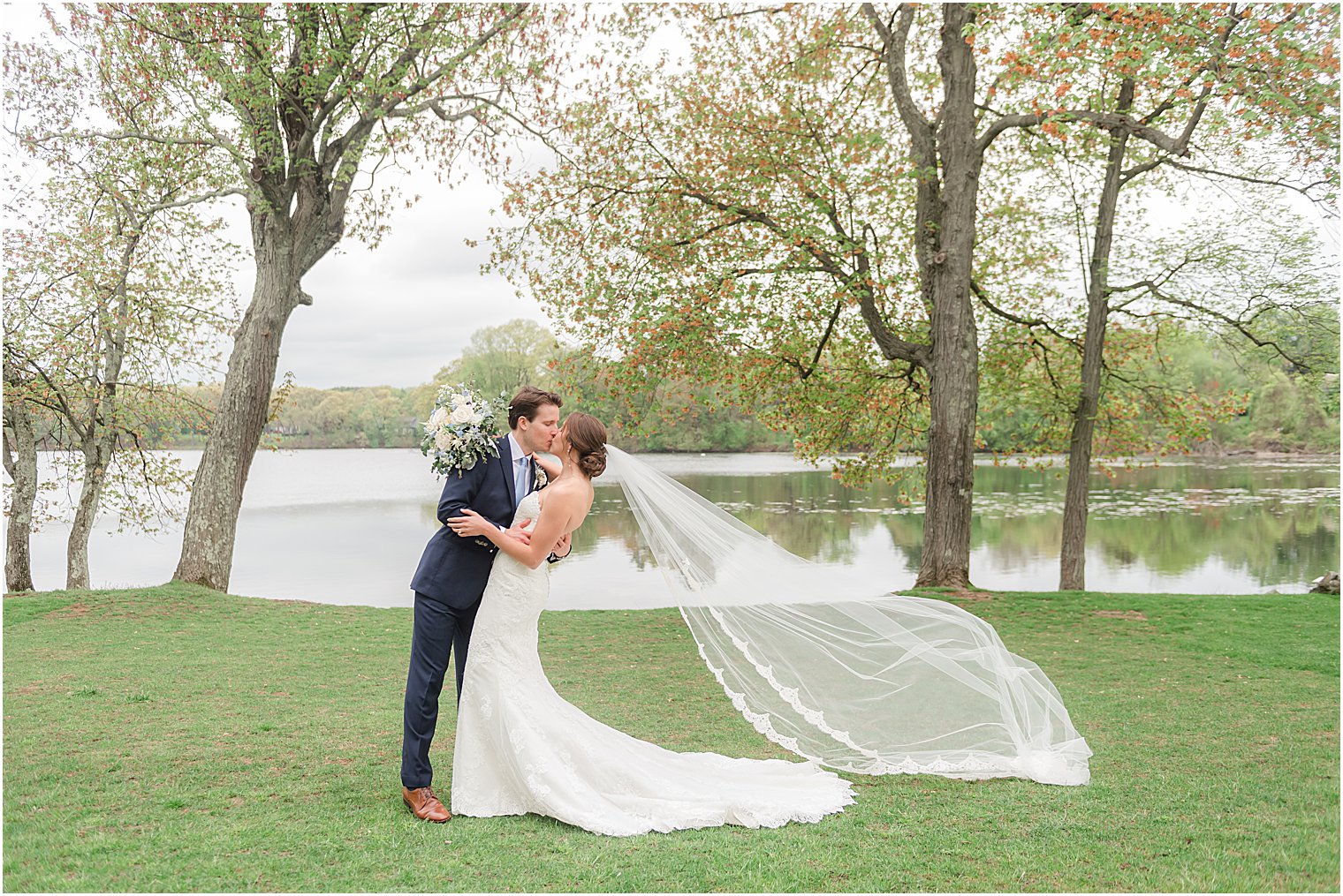 spring Indian Trail Club wedding portraits