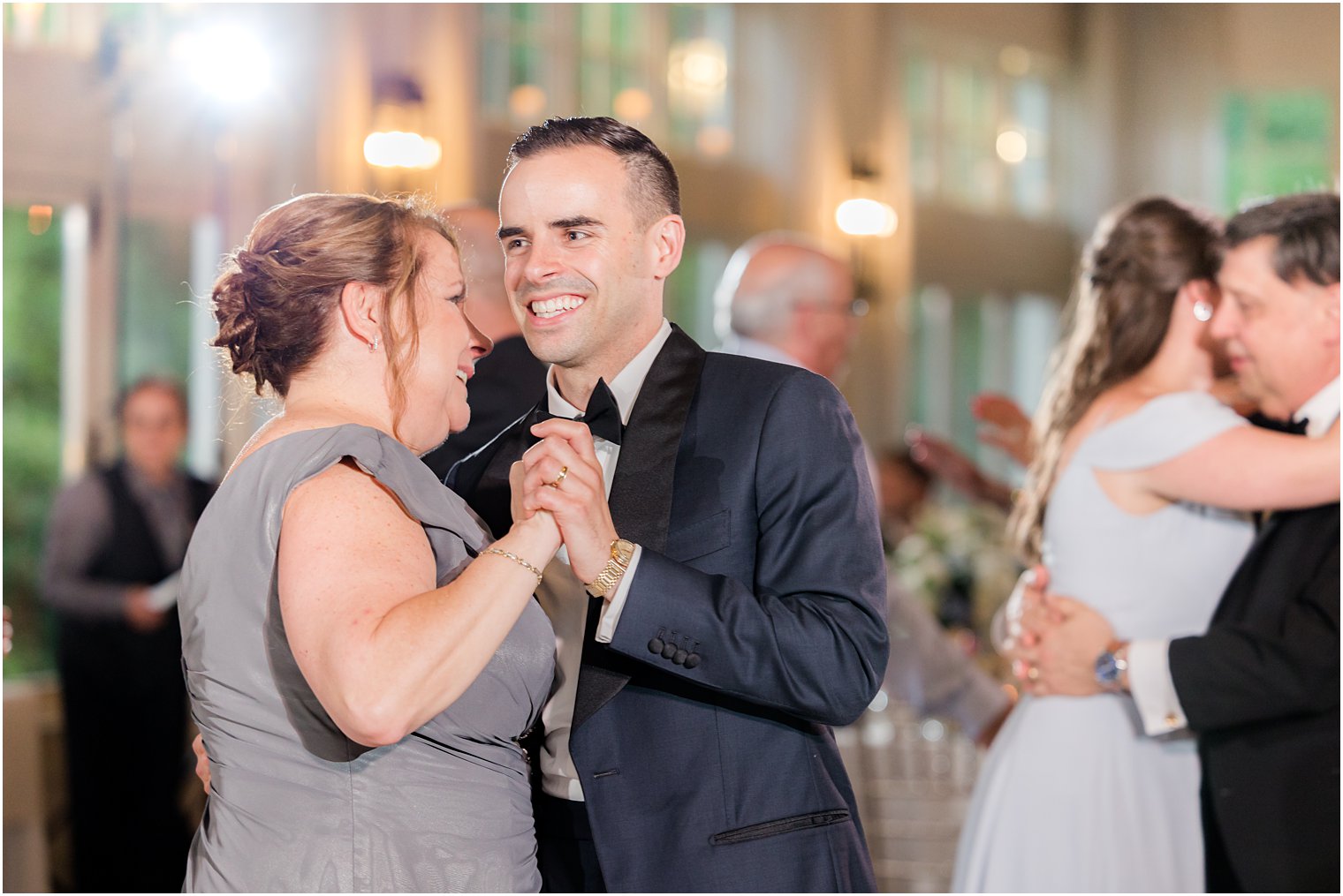 groom and mom dance during NJ wedding reception