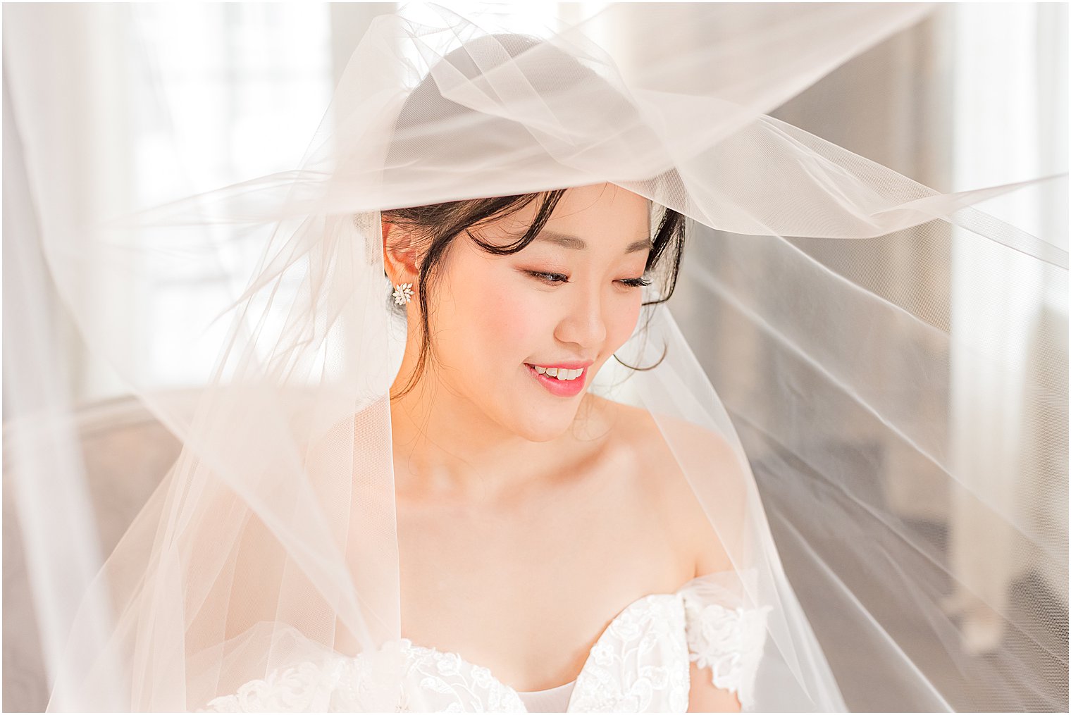 bride sits in bridal suite at Park Chateau Estate 