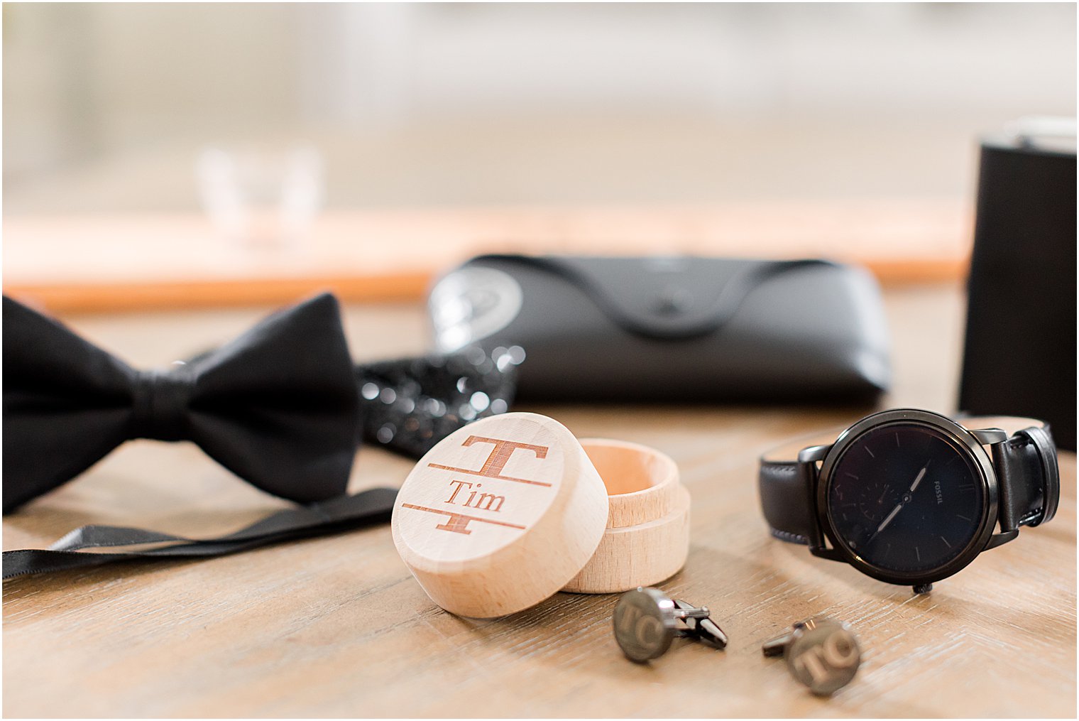 groom's tie, rings, and cufflinks for wedding day