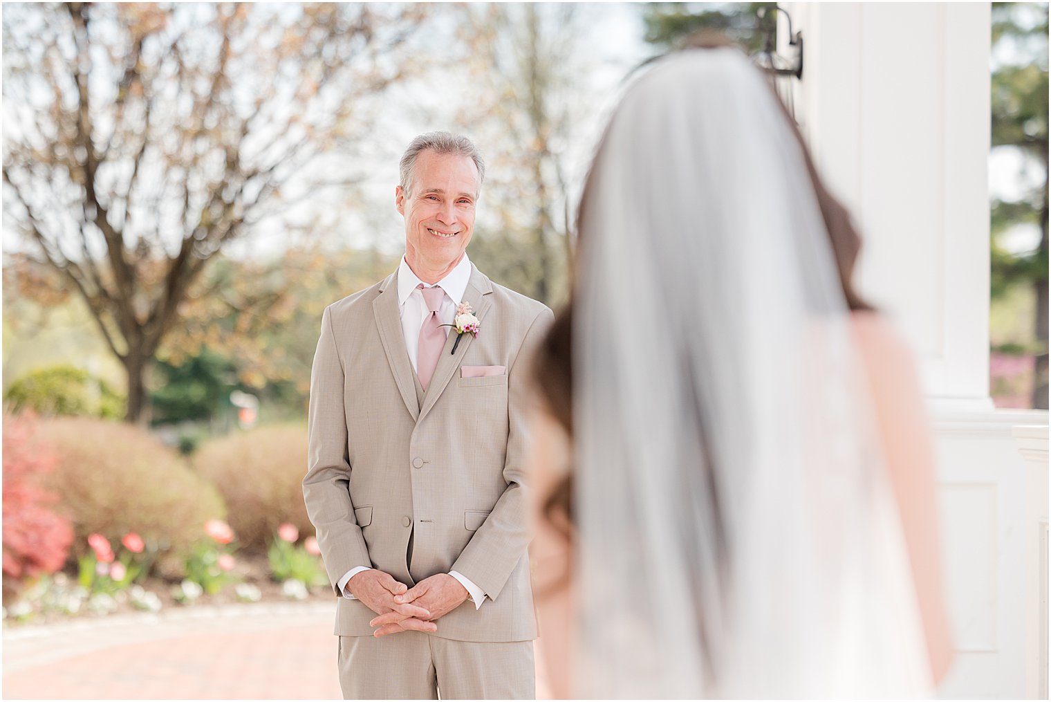 bride walks to meet father for first look at Park Savoy Estate