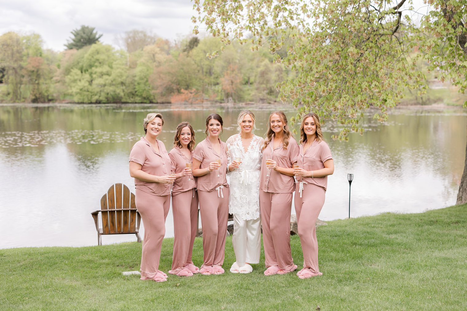Bride and her bridesmaids at Indian Trail Club