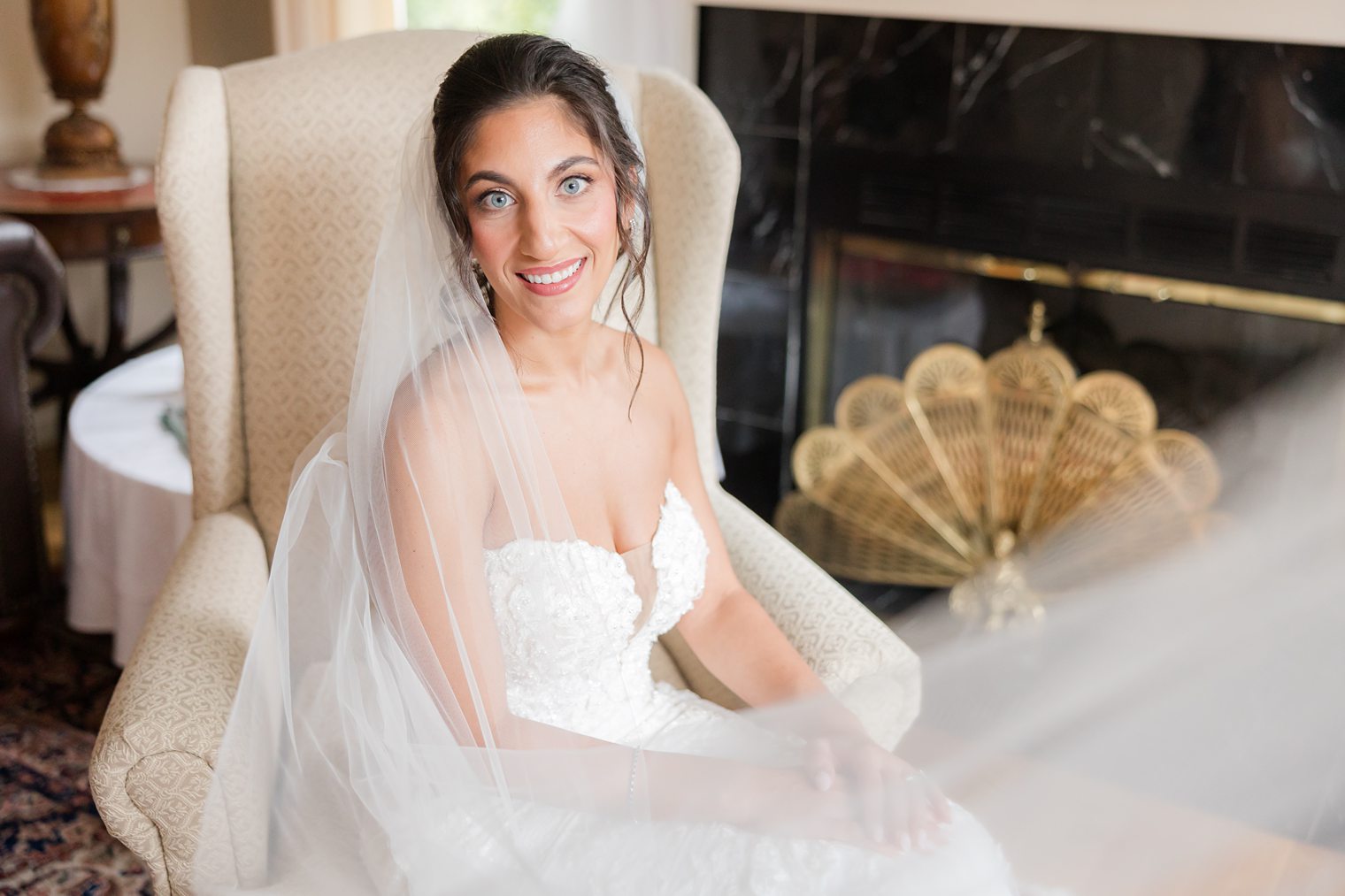 beautiful bride posing for her wedding session at Shadowbrook in Shrewsbury