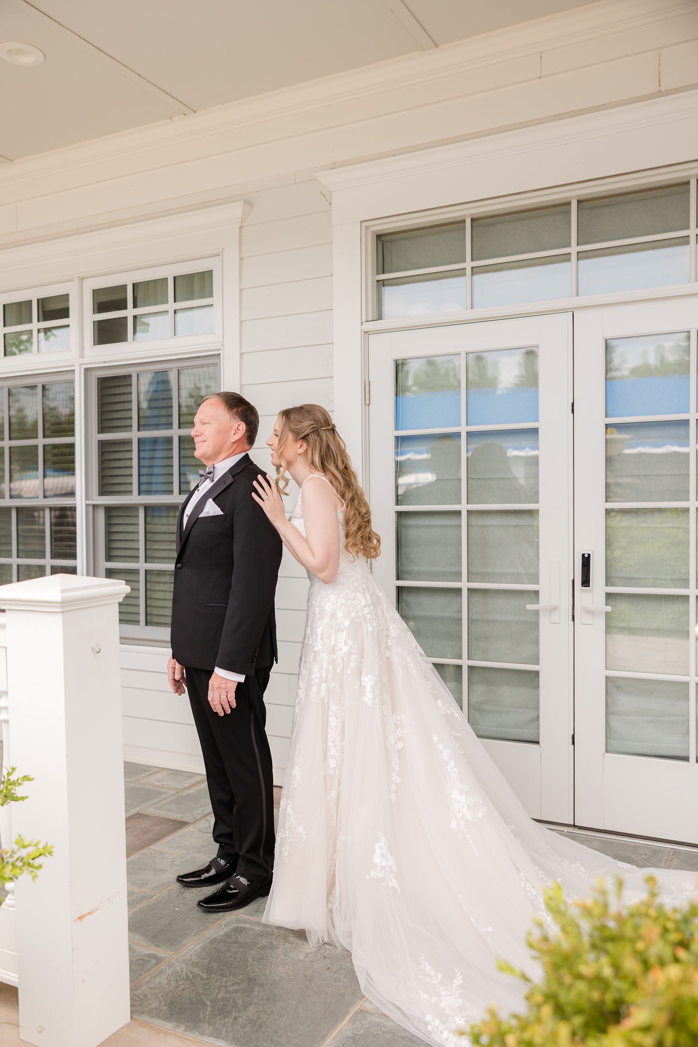 Bride first look with dad