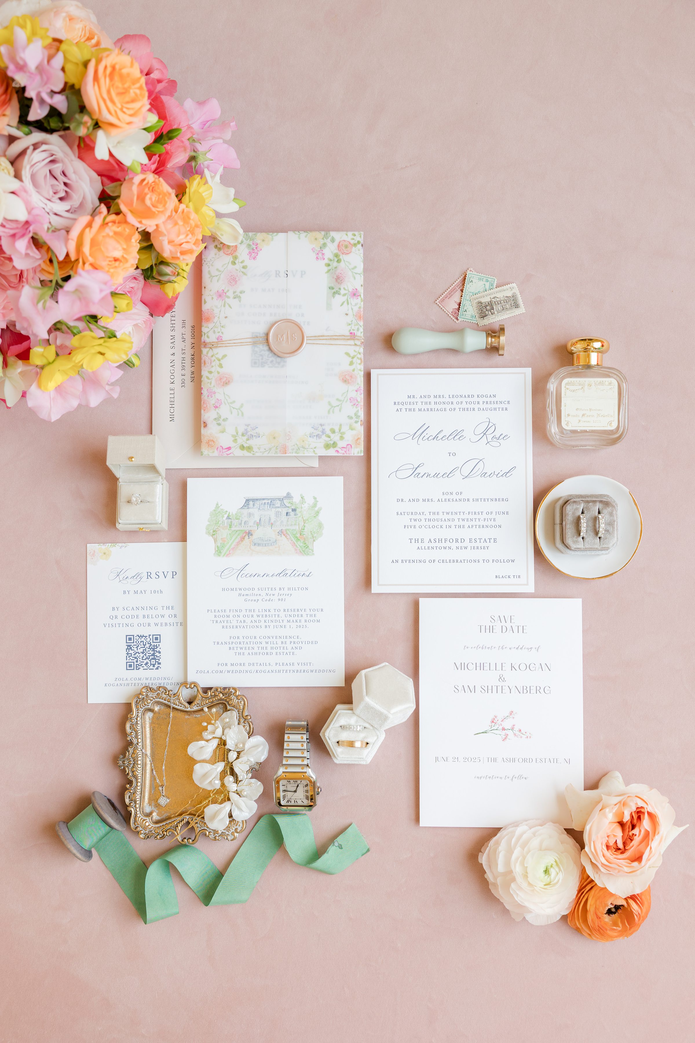 Summer palette wedding invitation with florals